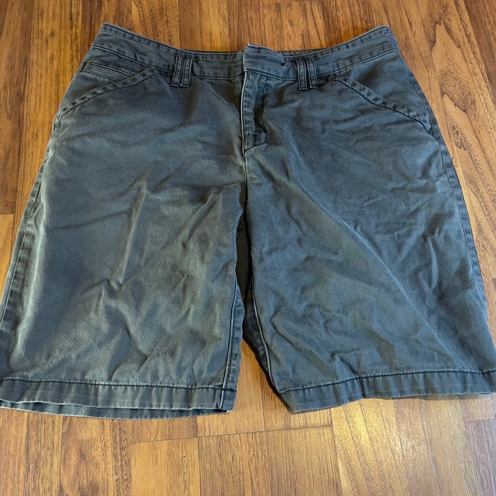 Eddie Bauer Legend Wash Shorts Womens 8 Gray Cotton Twill Chino Hiking Outdoor